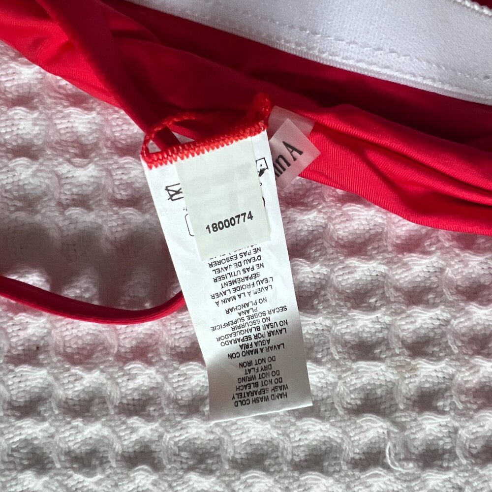 NWOT Vitamin A Swim Jenna One Piece - Ruby EcoLux - Picture 9 of 9